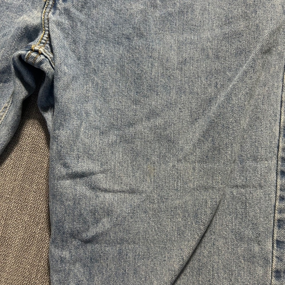 Levi's 550 Relaxed Fit Jeans Mens 38x32 Light Wash Blue Tapered Leg Denim - Picture 8 of 10